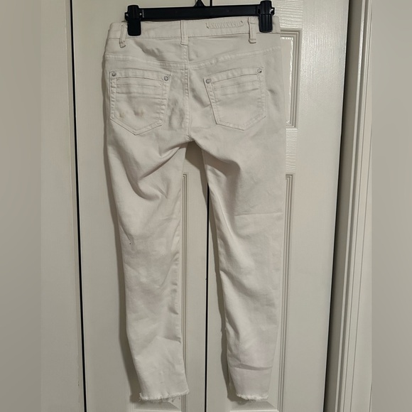 Celebrity Pink Jeans - Picture 4 of 5